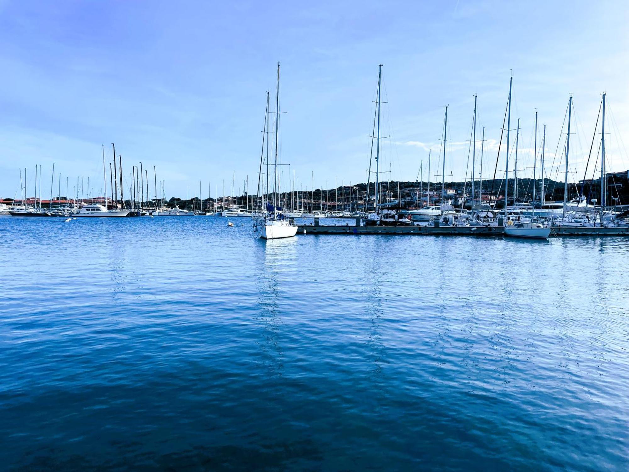 Bellissimo Appartamento Con Veranda Privata Al Centro Di Porto Rotondo Exterior foto